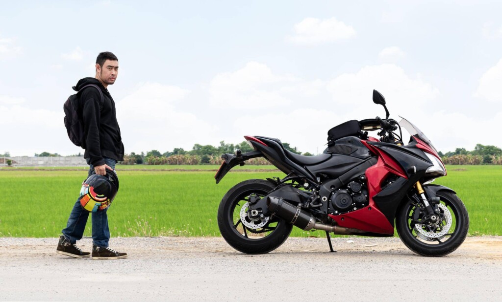 Jaki motor 125 dla wysokiej osoby sprawdzi się na codzienne dojazdy?