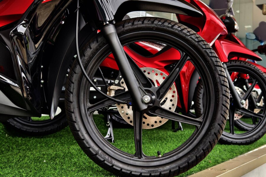 Opony motocyklowe jakie wybrać do codziennej jazdy?