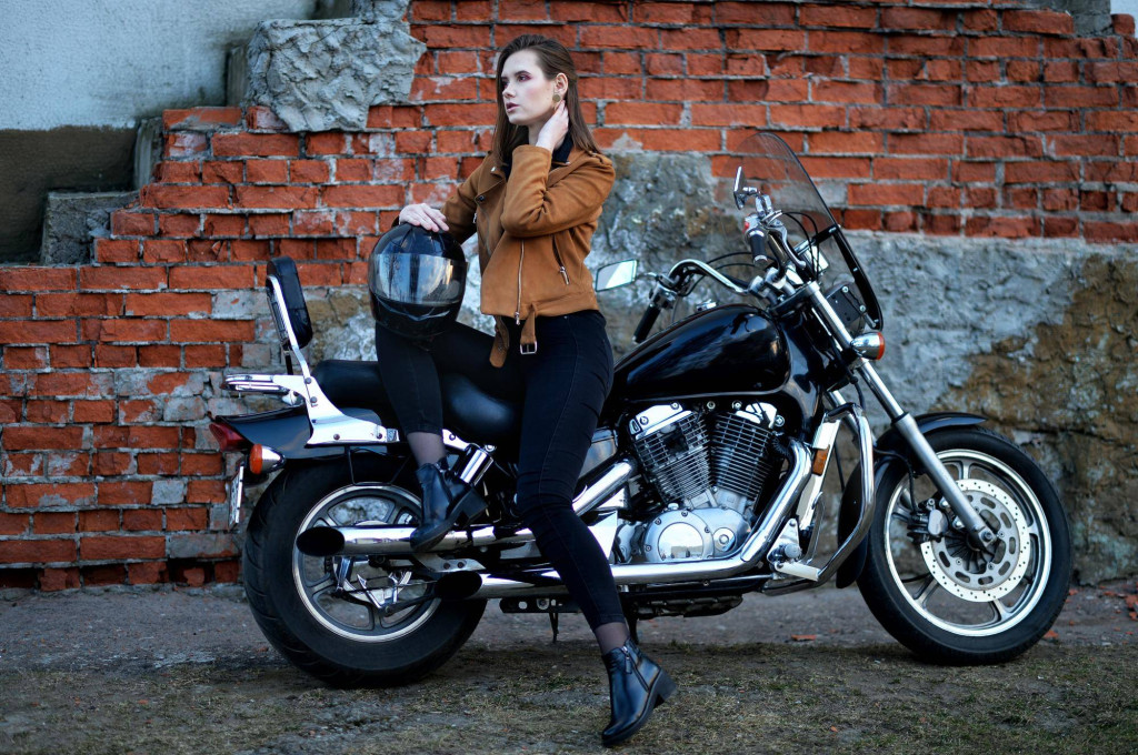 Jaki motocykl dla wysokiego będzie wygodny na dłuższe trasy?