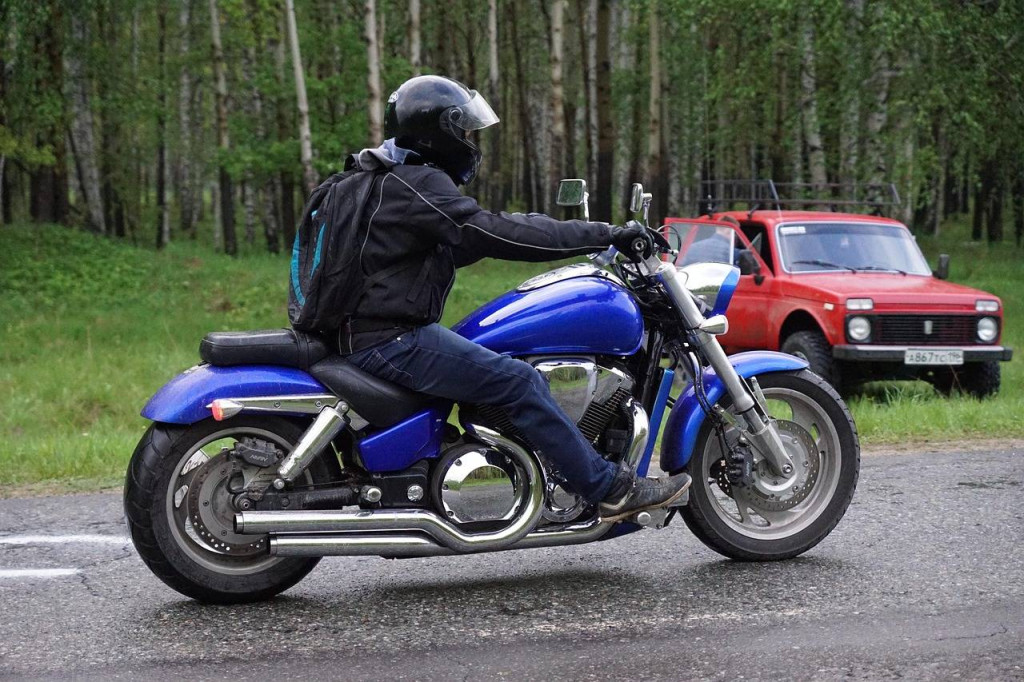 Jak sprawdzić kraj pochodzenia motocykla i na co zwrócić uwagę?